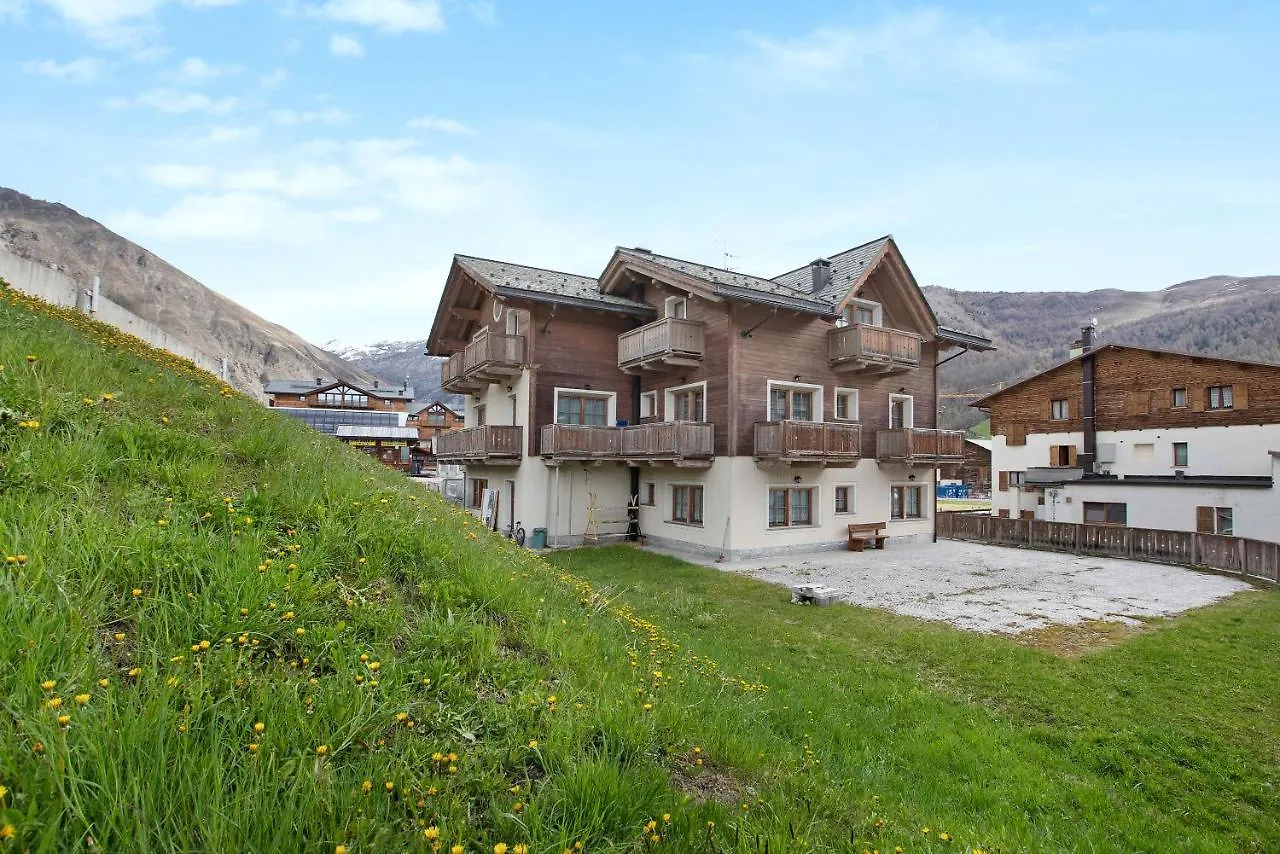 Baita Valandrea 3 Apartment Livigno